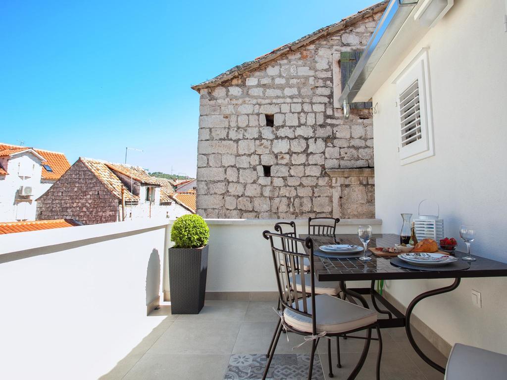 Apartment Heart Of Trogir Bagian luar foto