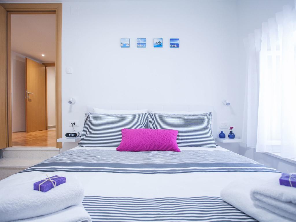 Apartment Heart Of Trogir Bagian luar foto